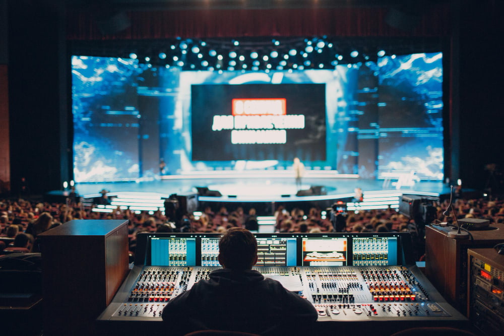 8 Signs You Need a Venue Management System